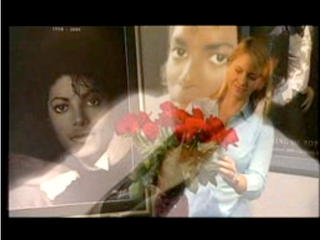 Illustration for article titled Where Will You Put Your Limited Edition Michael Jackson Lithograph?
